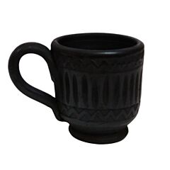 Espressotasse aus schwarzer Keramik